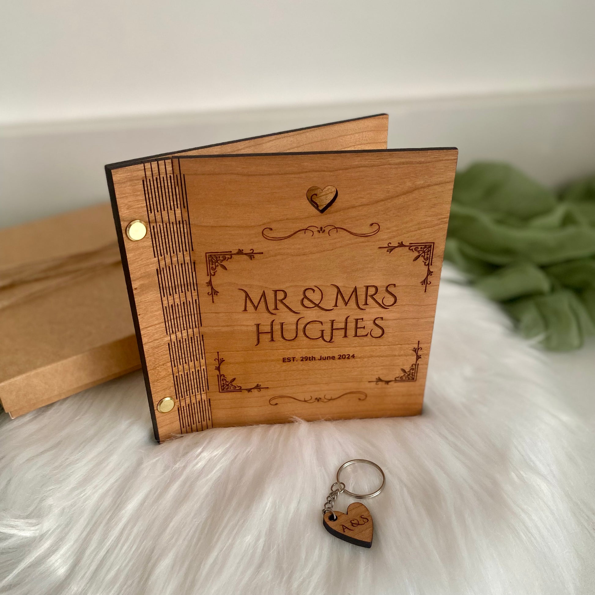 Luxury personalised wedding card and keyring